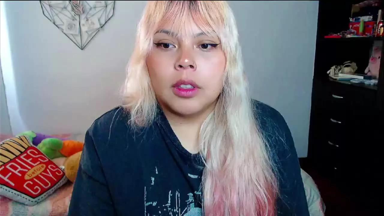 EllieAutumn on Streamray 