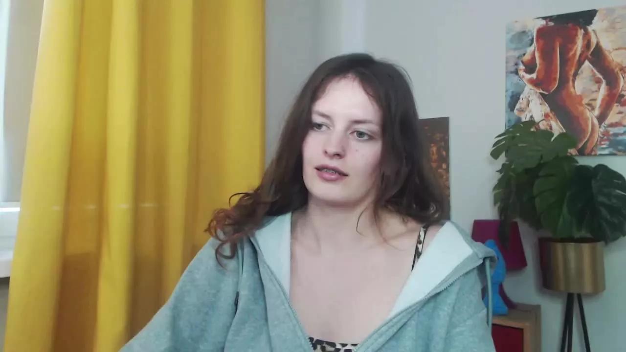 eroticNADINE on Streamray