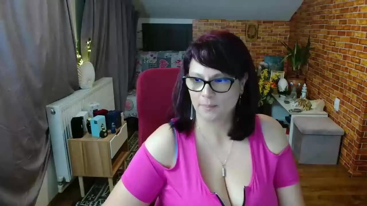 hellen37 on Streamray 
