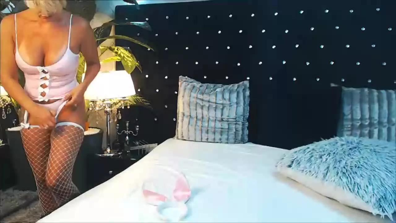 InannaIshtar12 on Streamray 