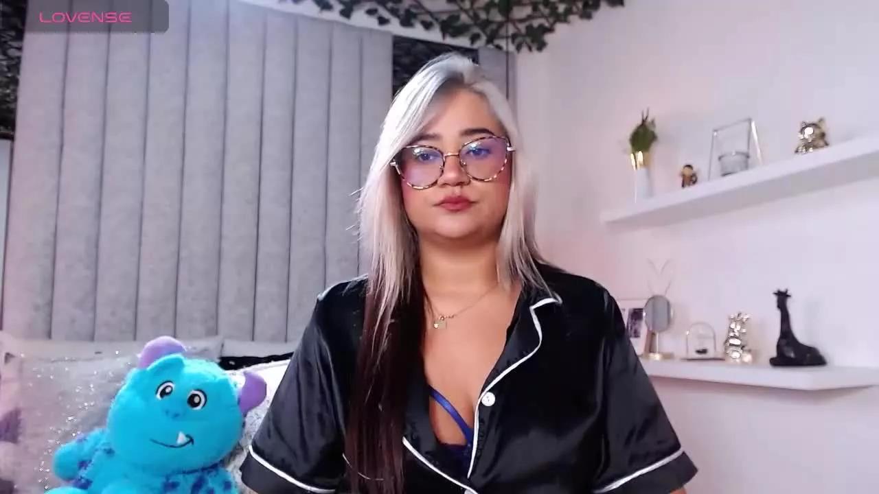 IndiVelvet on Streamray 