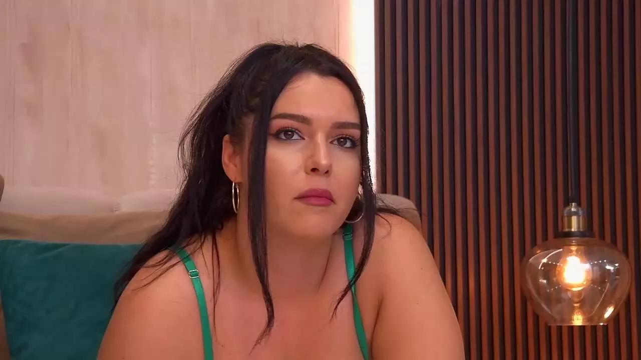 JennifferGray on Streamray 