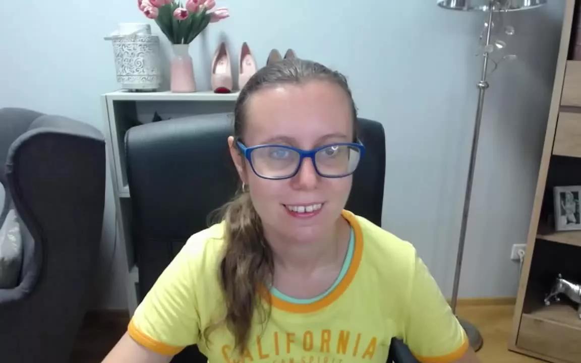 LizzySparkle on Streamray 