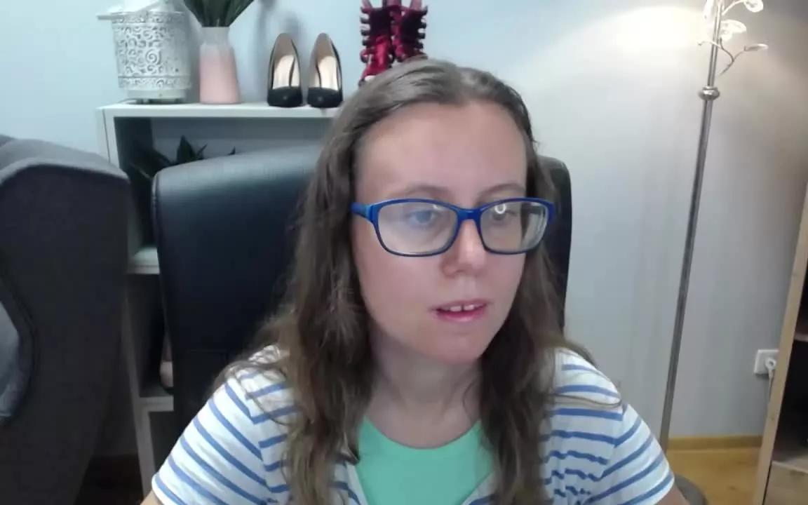 LizzySparkle on Streamray 