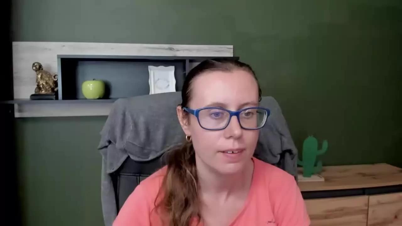 LizzySparkle on Streamray 