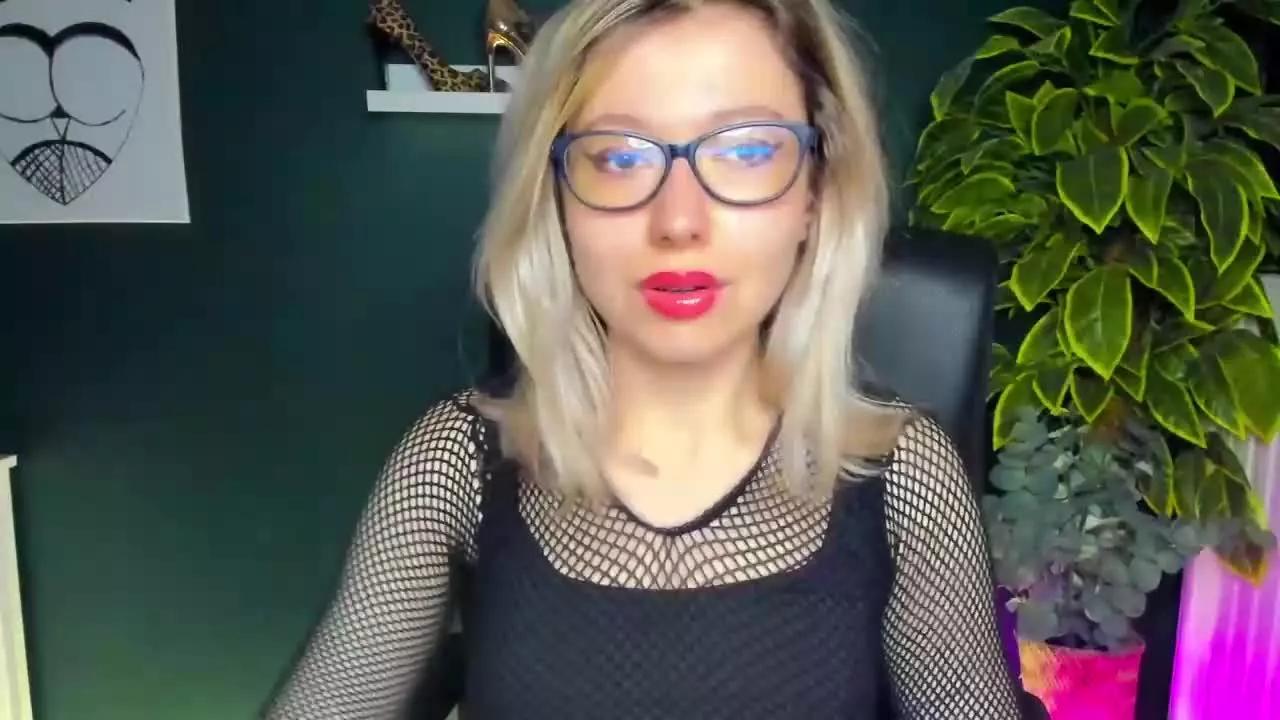 tasty_Heidi on Streamray 