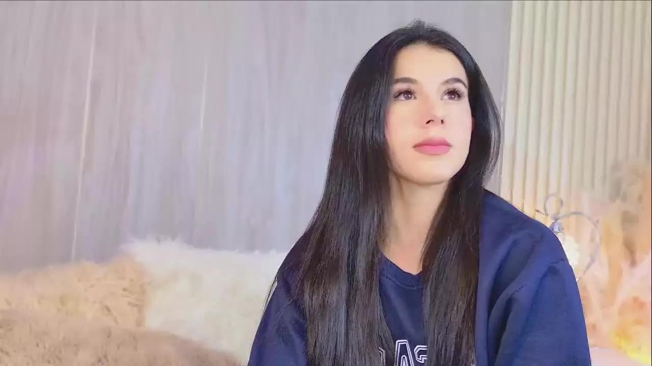 TiffanyCardi on Streamray 