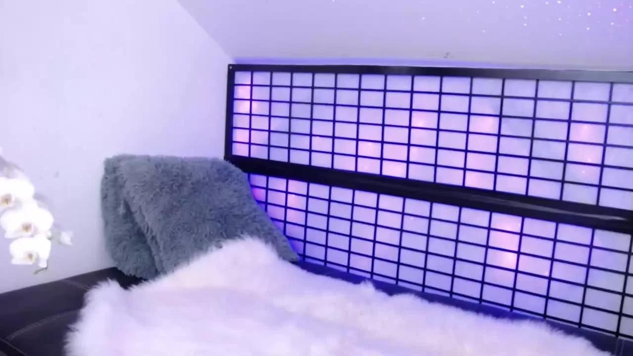 vevelicious on Streamray 