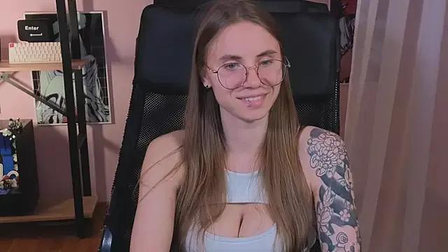 _AnnaStark_ on StripChat