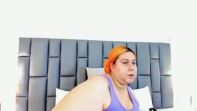 aandreaperez on StripChat 