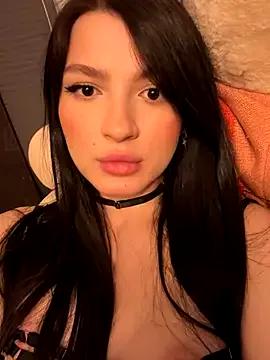 Freechat AlanaHurd on StripChat