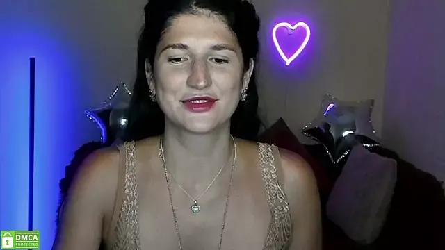 Alianna_Solo_Kisses on StripChat 