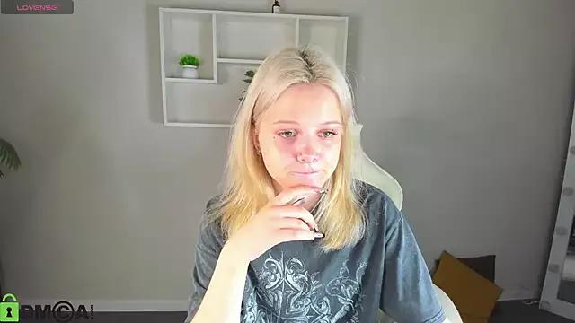 Allice_Cox on StripChat 