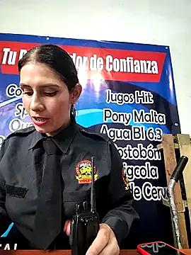 Freechat Alysson-- on StripChat