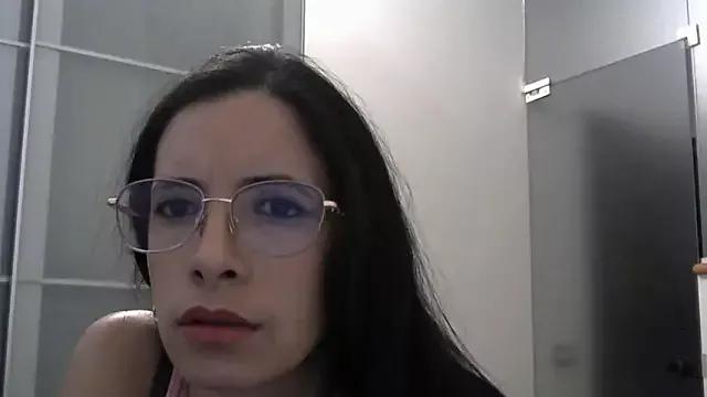 amabel_zambrano on StripChat 