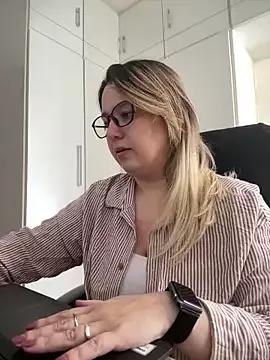 amooraaamoon on StripChat 