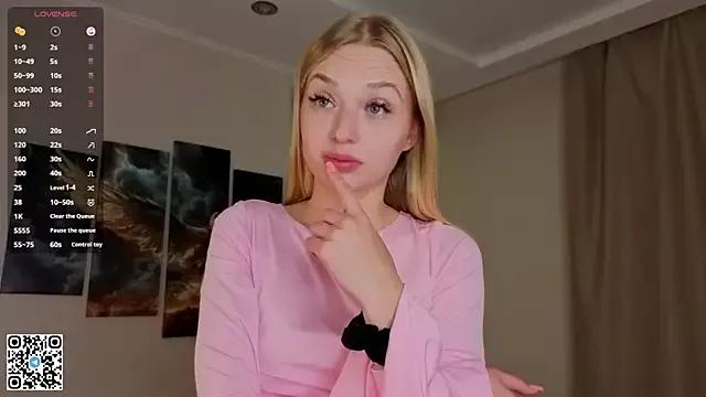 ArdathHalfhill on StripChat 