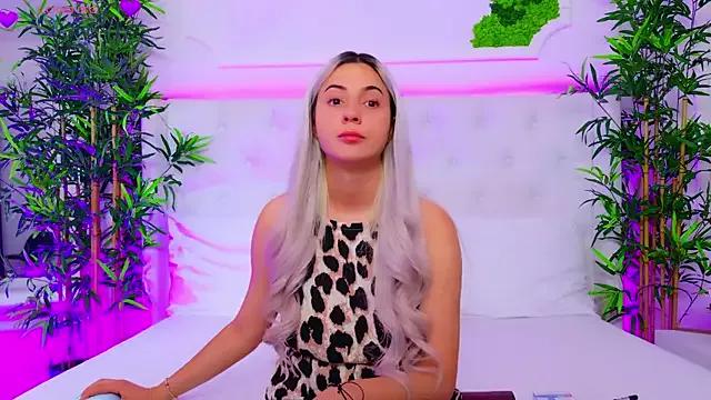 AriannaSins on StripChat