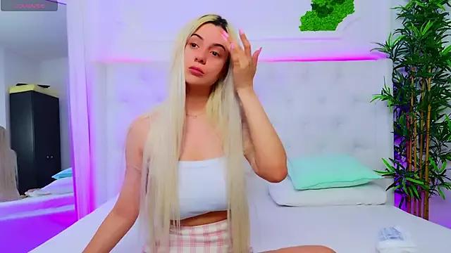 AriannaSins on StripChat 