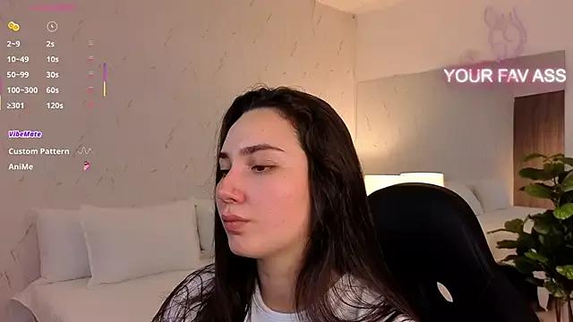 ava_blue on StripChat 