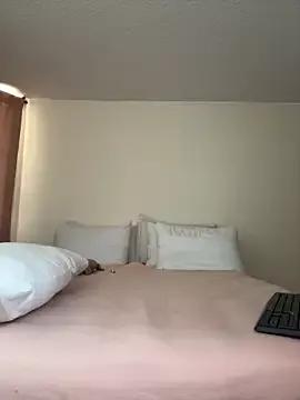 azzahara- — show boobs a bounce