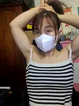 Bee_sweet on StripChat 