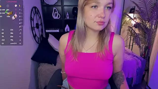 BellaDreamy on StripChat 