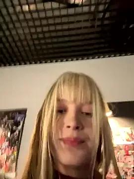 BellaSecrett on StripChat 