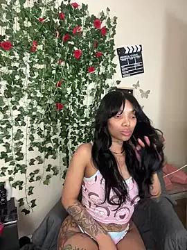 butterflybootyy on StripChat 