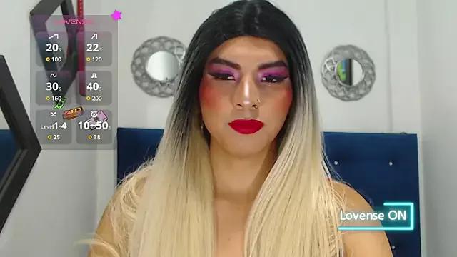 catalina_santana23 on StripChat 