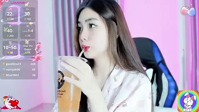 CelestiaWang on StripChat 