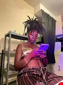 choclatepeaach on StripChat 
