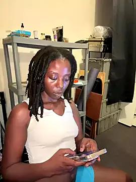 choclatepeaach on StripChat 