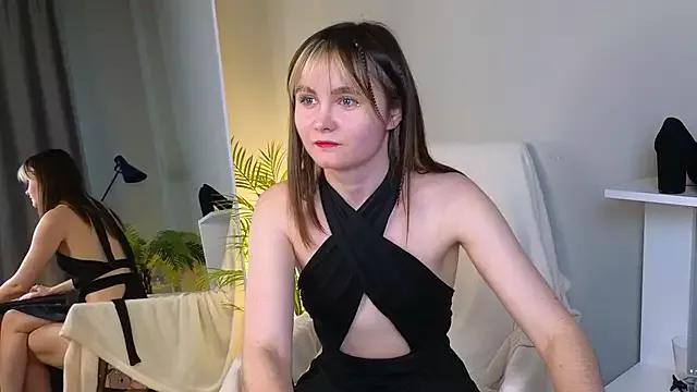 CiriRianonn on StripChat 