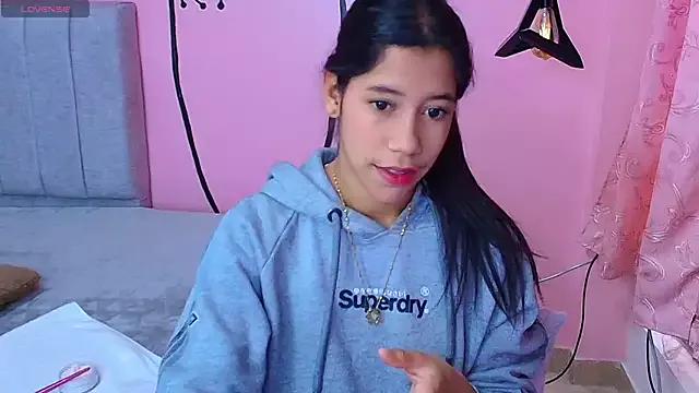 Connie_Bell on StripChat 