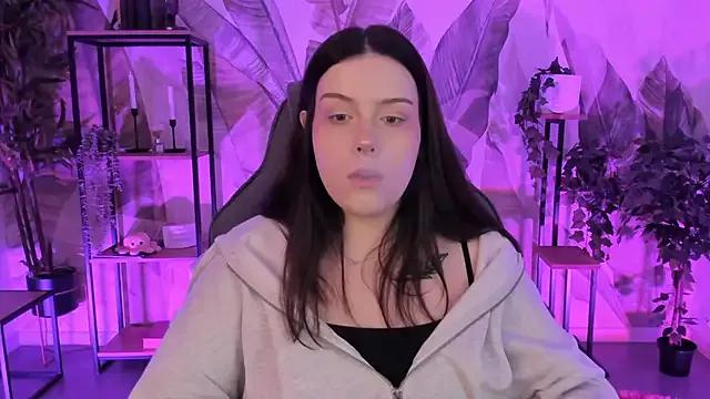 CoralineKeyns — spank ass 20 times