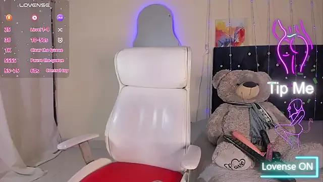 Dana-Alabi on StripChat 
