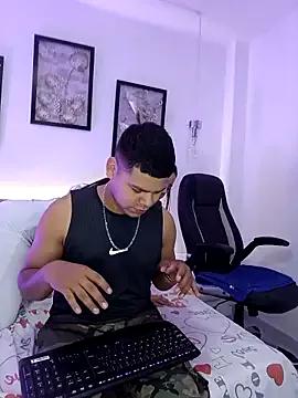 DannySamm on StripChat