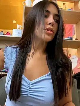 DaphneUwu — Ride dildo in the shower :fire: