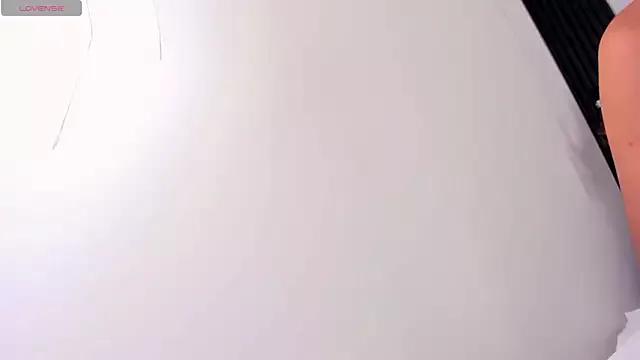 eileen_tanihara on StripChat 