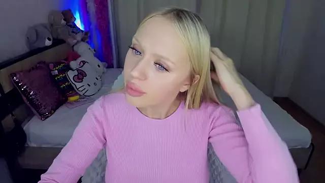 ElinOceanX on StripChat 