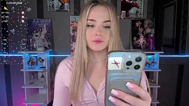 Ellen_Soft — spank ass in doggy x33