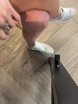 FeetVibe on StripChat 