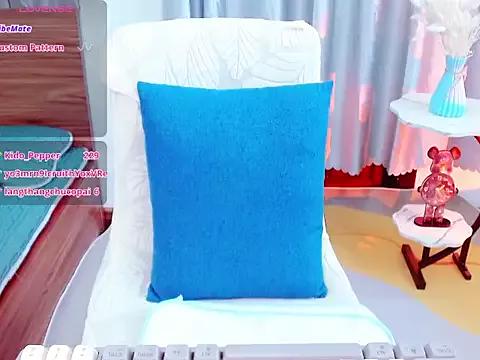 Freechat girlsweets2277 on StripChat