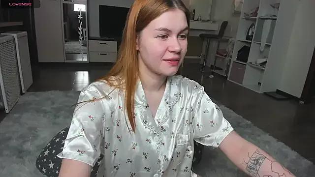 StripChat HeatherNextDoor is Freechat HeatherNextDoor — flash tits