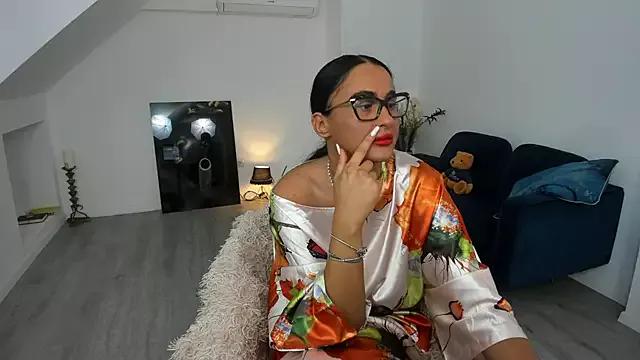 Helen_Sinn on StripChat