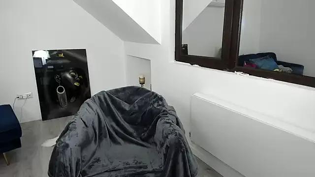 Helen_Sinn on StripChat 