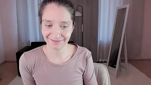 helentasty on StripChat 
