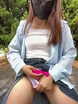 hhouq936 on StripChat 