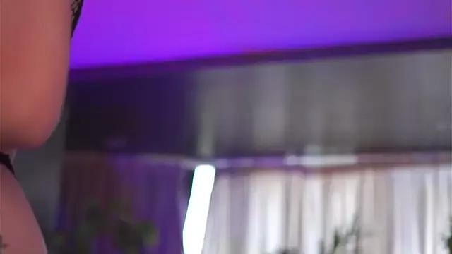 HotBustyBabeX — get me nakedd